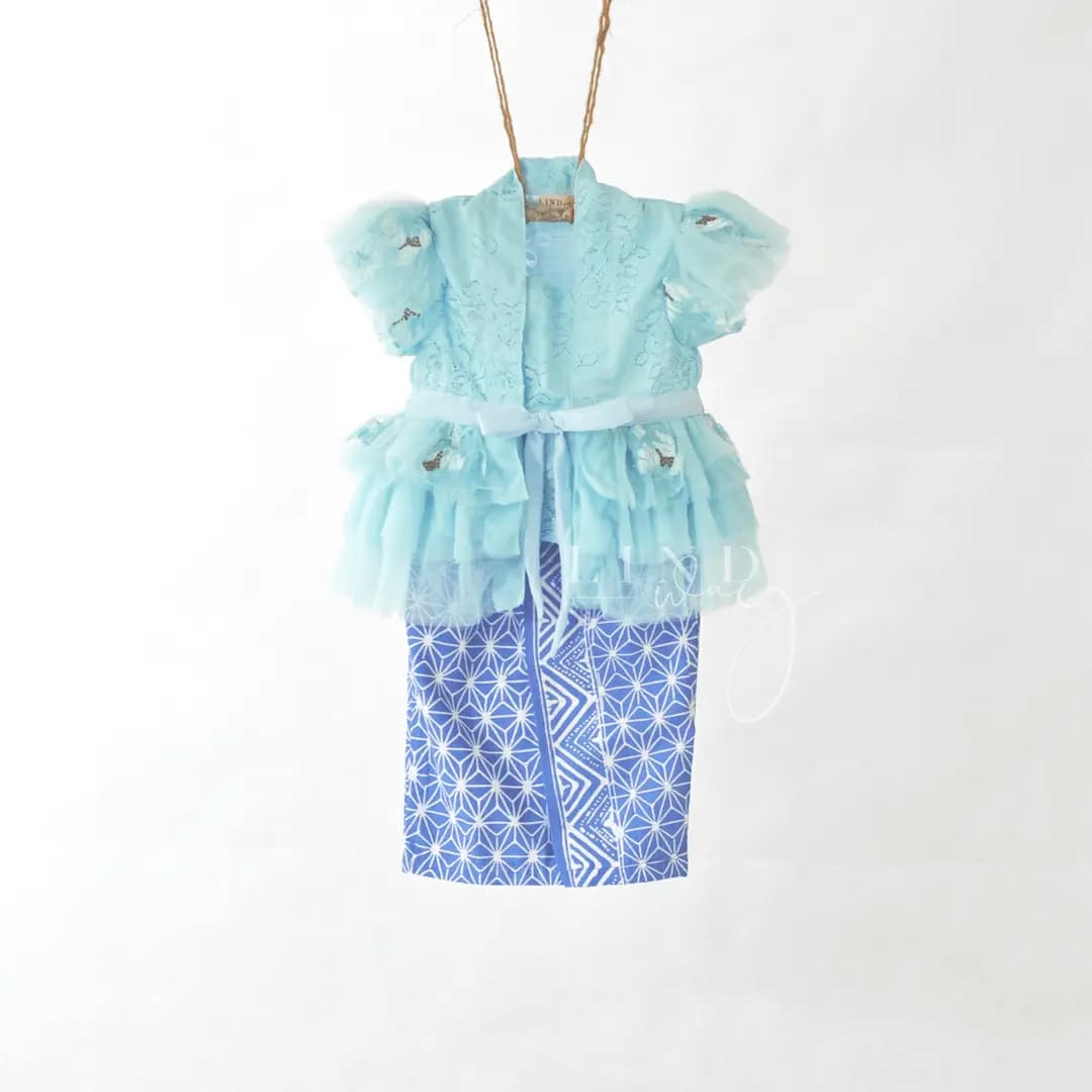 baby hero background